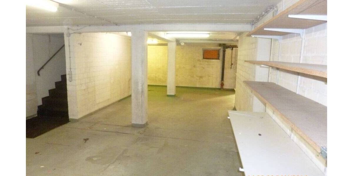 Gepflegtes Wohn-Geschäftshaus in Wuppertal-Barmen mit Potential zimmer