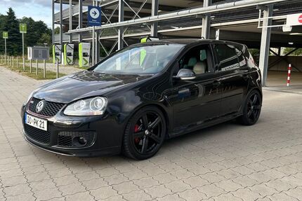 VW Golf 276.500 km 6.999 &euro; Dortmund 44145
