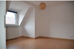 PRIVAT: Moderne 2,5 Zi. Dachgeschoss-Wohnung in ruhiger zentraler Top-Lage, ohne Balkon 2.5 zimmer