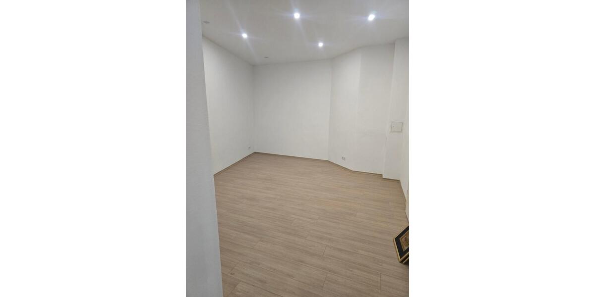 Gewerbeobjekt Oberhausen Osterfeld - 1.500&euro; | Angebot:26673122