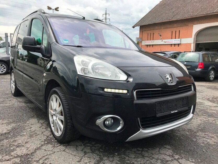 Peugeot Partner 133.352 km 7.999 € Unna 59425