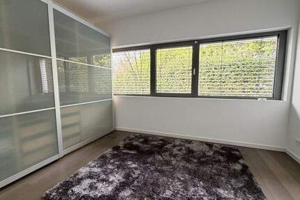 Wohnung Essen Bredeney - 5 Zimmer, 190 m&sup2;, 2.700&euro; | Angebot:25801667
