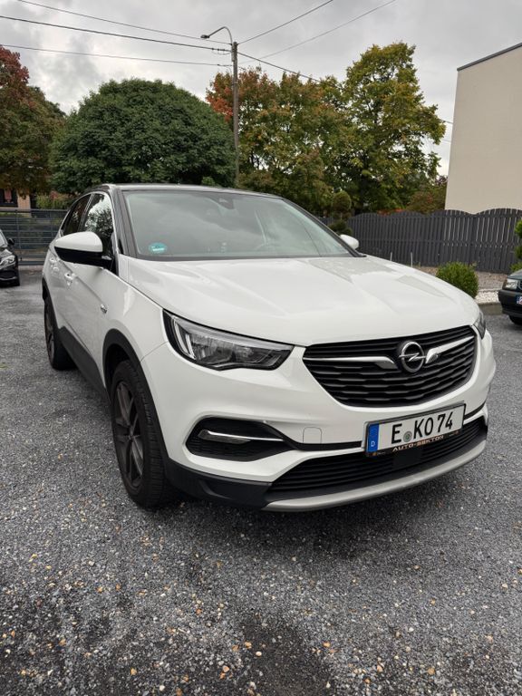 Opel Grandland (X) 125.000 km 12.000 € Essen 45139