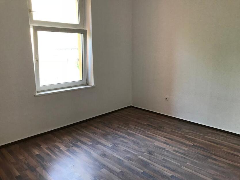 GE Rotth. 1OG 3 SZ + WZ + Küche + Bad + Korr + Keller zimmer