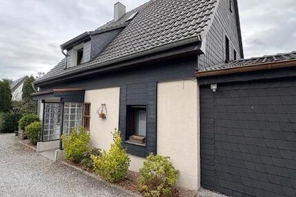 Freistehendes Einfamilienhaus zur Miete 6 zimmer