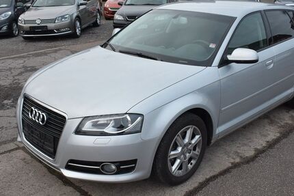 Audi A3 45.600 km 11.880 € Oberhausen 46145