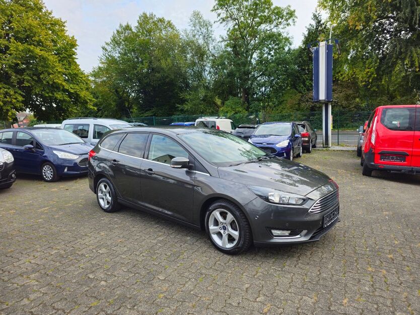 Ford Focus 100.000 km 8.290 € Bergkamen 59192