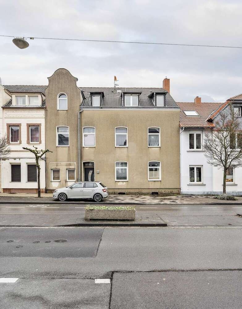 Haus zum Kaufen in Mettmann 575.000 € 300 m²