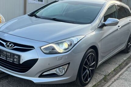 Hyundai i40 157.000 km 8.990 € Hattingen 45525