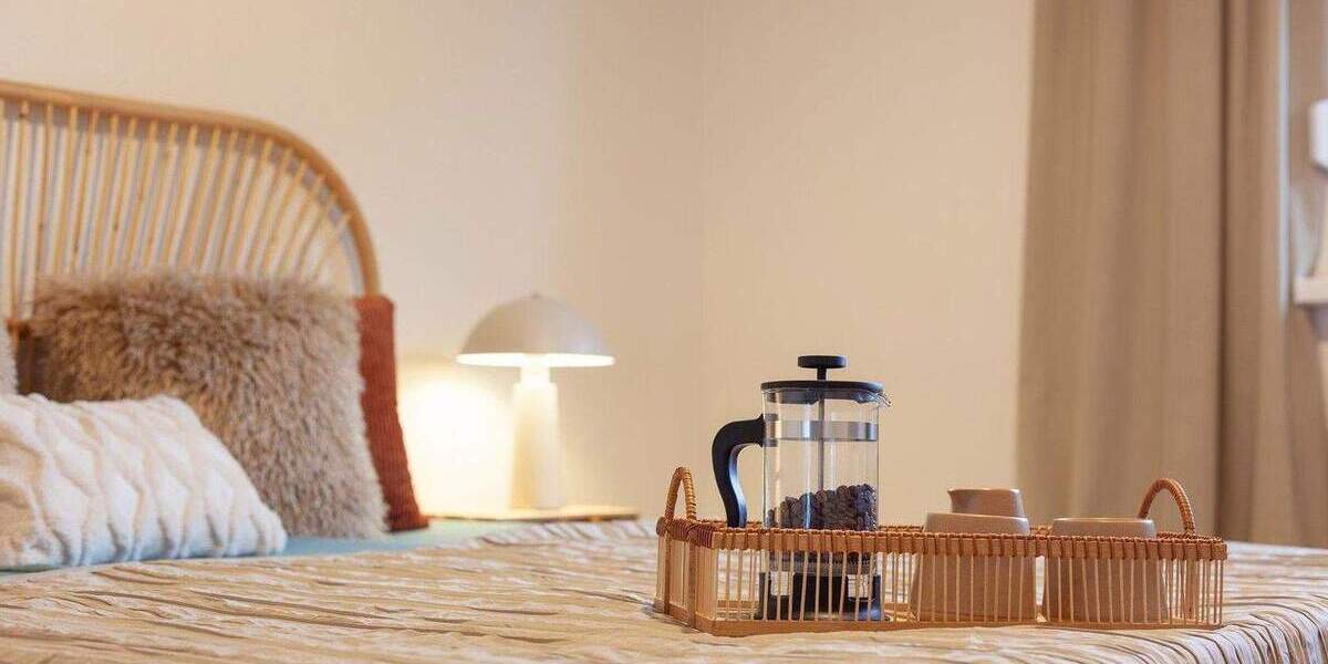 Wunderschöne, frisch renovierte 3-Zimmer-Eigentumswohnung mit Balkon 3 zimmer