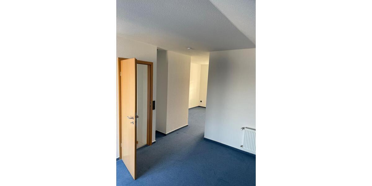 Doppelhaushälfte Wuppertal Gemarkung Nächstebreck - 5 Zimmer, 180 m&sup2;, 1.800&euro; | Angebot:26030238