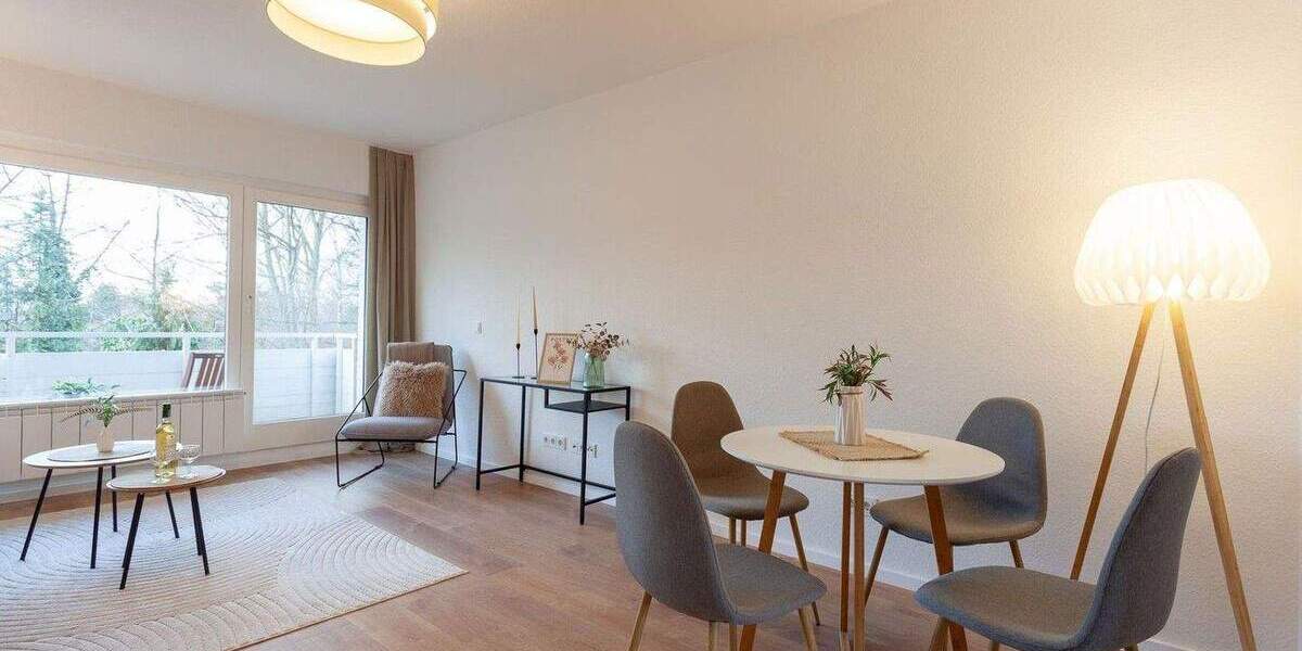 Wunderschöne, frisch renovierte 3-Zimmer-Eigentumswohnung mit Balkon 3 zimmer
