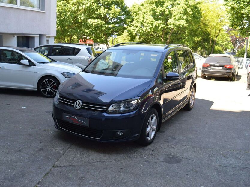 VW Touran 130.000 km 10.450 € Mülheim an der Ruhr 45473