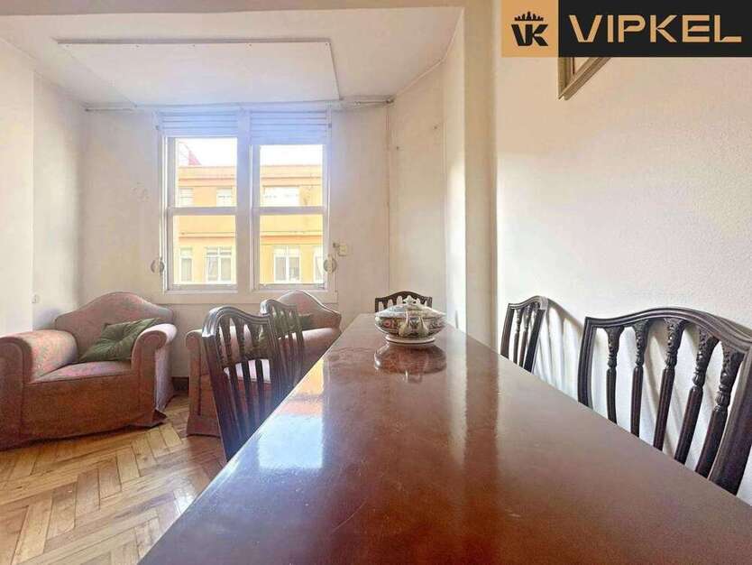 Wohnung zum Kaufen in A Coruña 420.000 € 101 m²