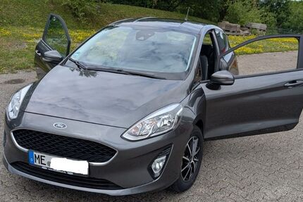 Ford Fiesta 28.785 km 8.950 € Velbert 42549