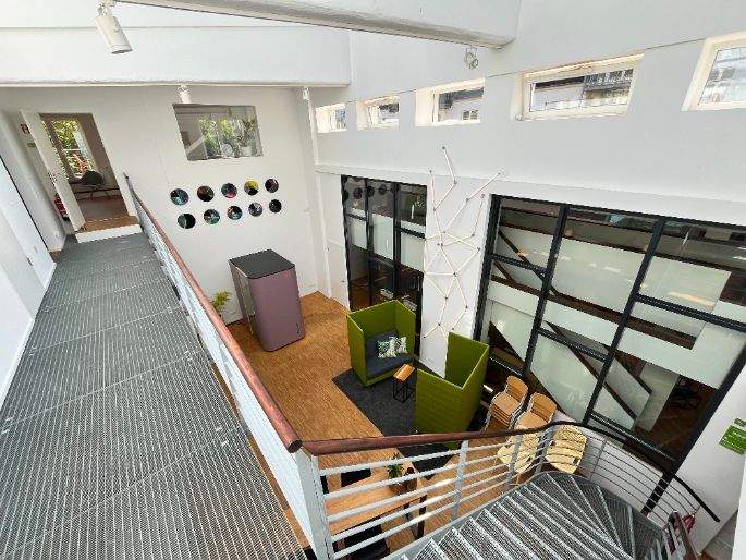 FLEX PREMIUM: 247 CoWorking im Mathildenhof mit Kaffee-Flat & Meetingräumen zimmer