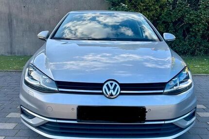 VW Golf 159.400 km 7.700 &euro; marl 45772