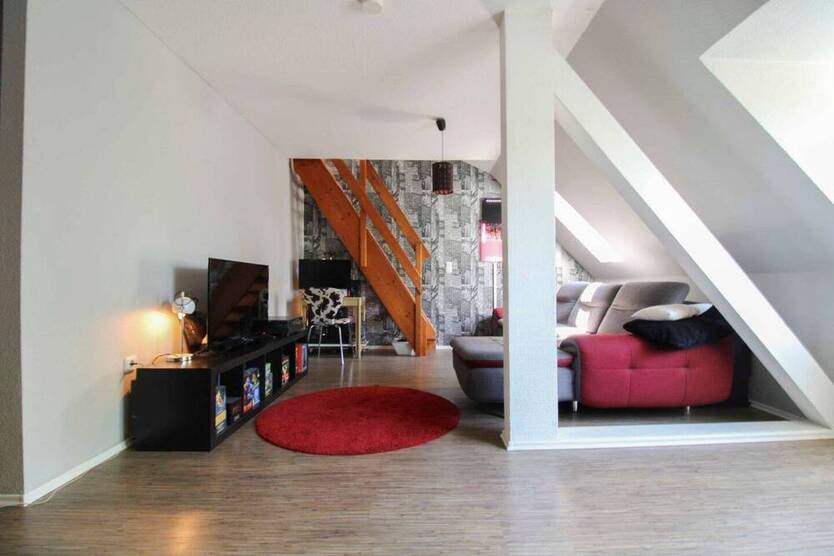 Lichtdurchflutete Maisonette-Dachgeschoßwohnung mit Charme und Weitblick
