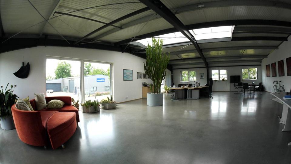 *** MODERNES GEWERBEOBJEKT MIT HALLE UND BÜROS ZU VERMIETEN! *** zimmer