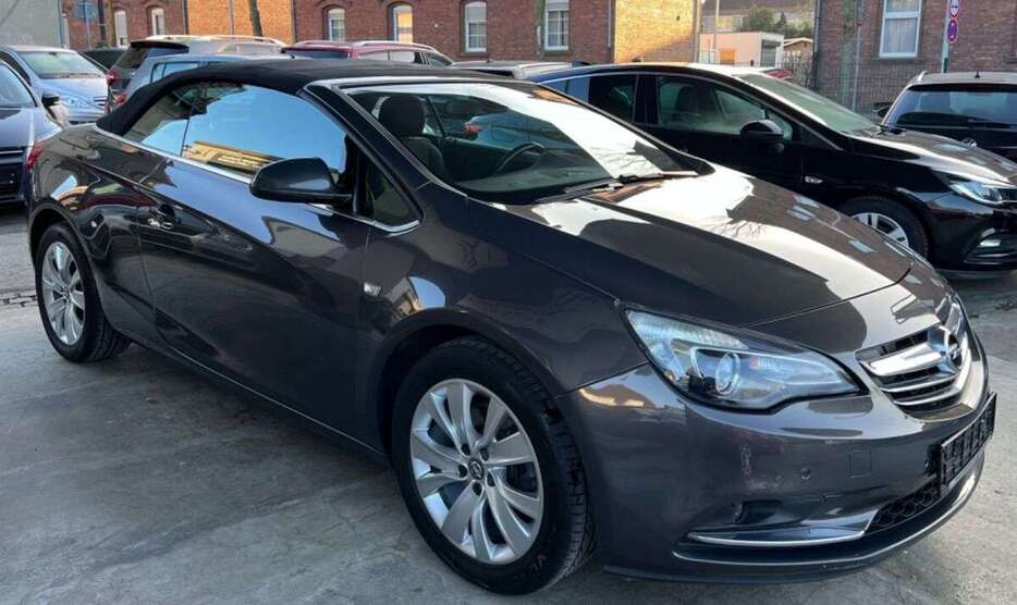 Opel Cascada 148.000 km 7.399 € Gladbeck 45968
