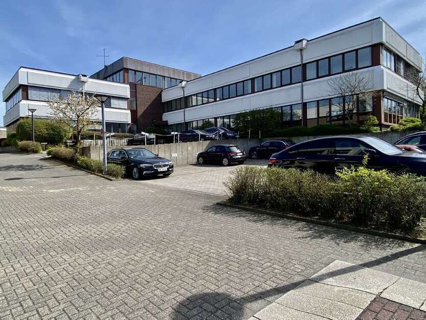 Büro in Haan 4.690 € 670 m²