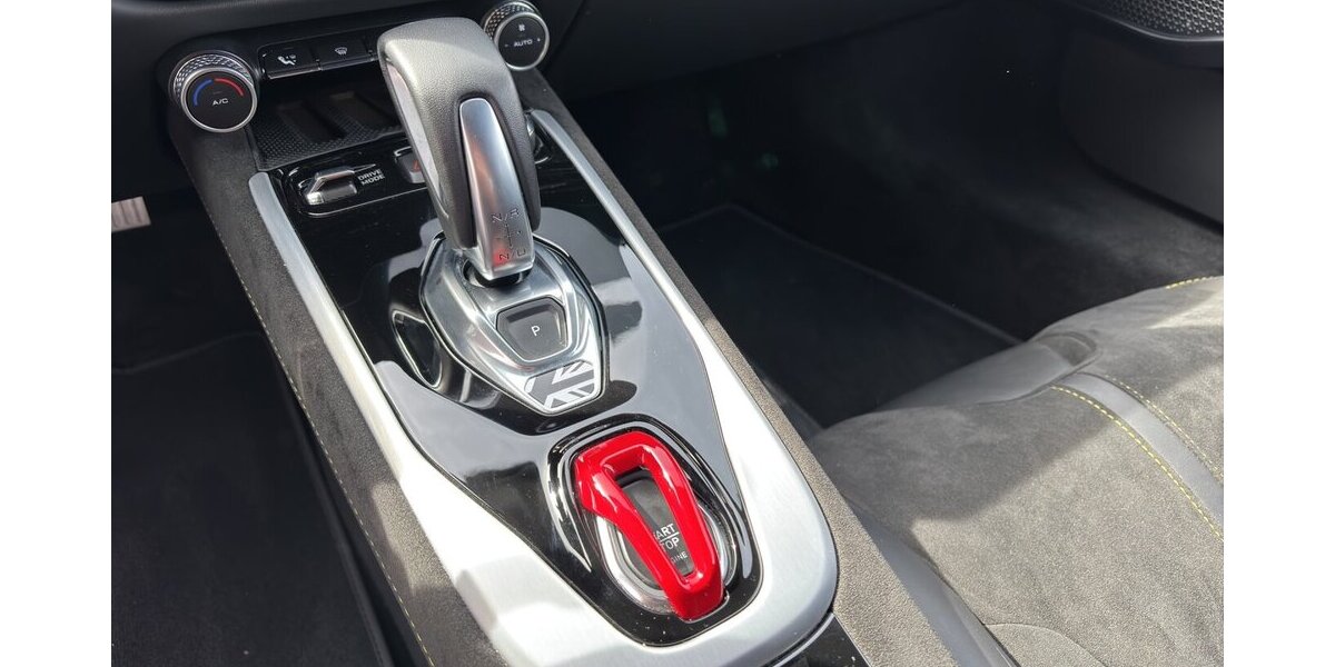 Lotus Emira Limited 1 of 12 Edition DSG Alcantara 7.000 km 59.400 &euro; Wuppertal 42327