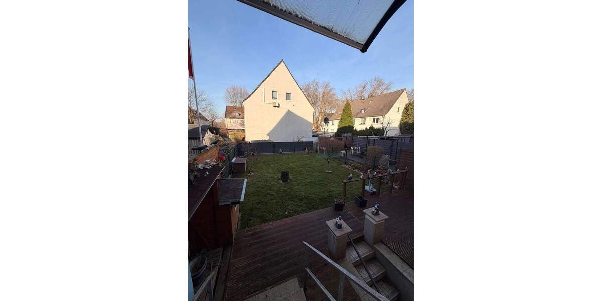 Familienfreundliches Zweifamilienhaus mit Zukunftsperspektive im aufstrebenden Gelsenkirchen-Schalke zimmer