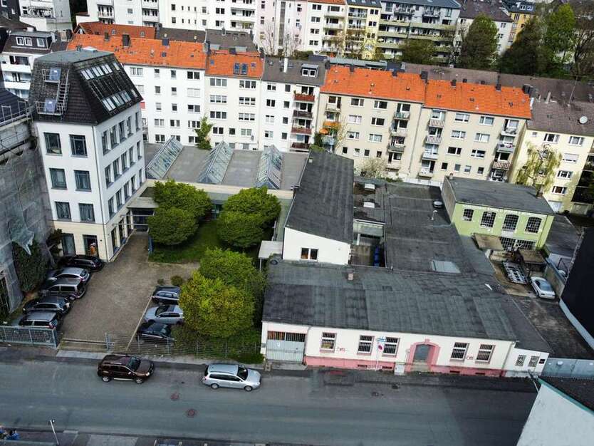 Büro in Wuppertal 1.500.000 € 196.07 m²