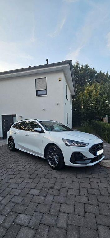 Ford Focus 46.500 km 28.199 € Hagen 58135