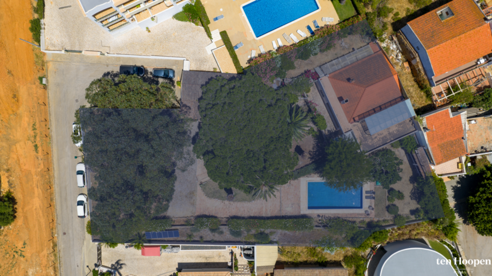 Grundstück zu verkaufen in Lagos 1.200.000 € 1783 m²