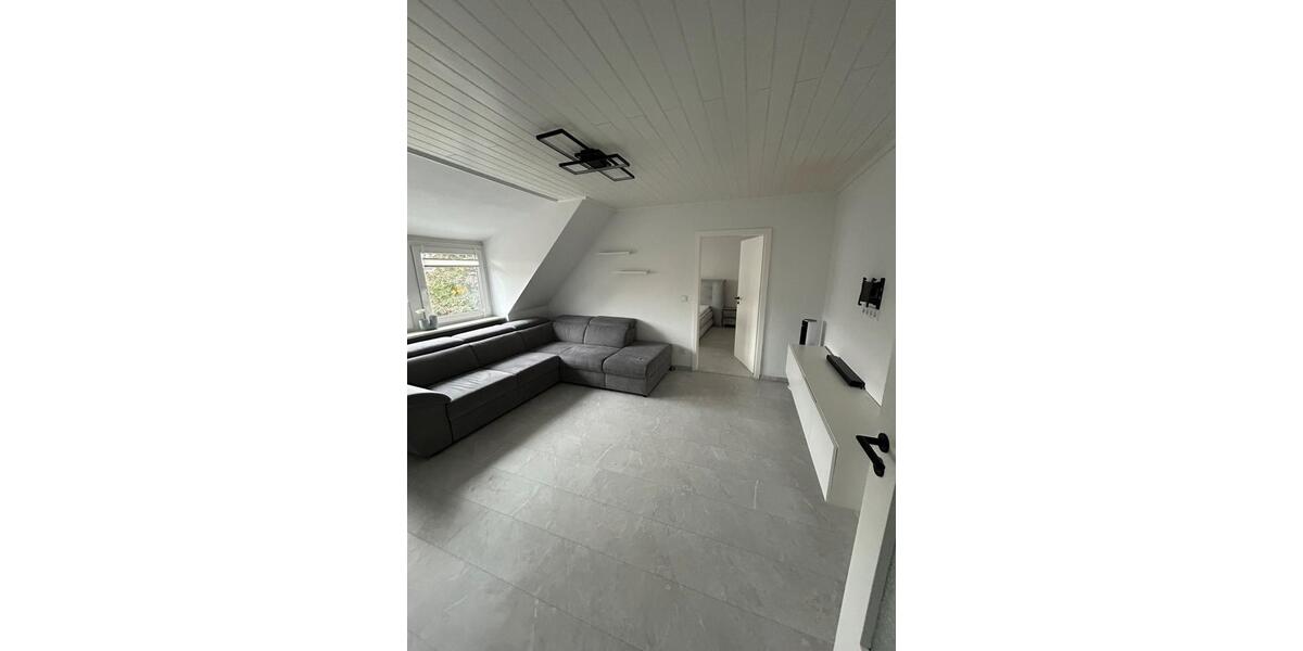 Top gepflegte 2 Zimmer Dachgeschosswohnung 2 zimmer