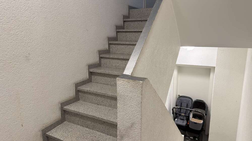 Modernisiertes 3-Parteienhaus mit Maisonette und Gartenanteil nahe Centro - Mehrfamilienhaus, Wohnhaus Oberhausen Osterfeld | Angebot:26835909