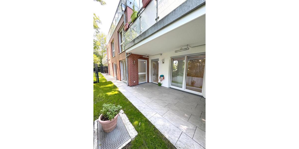 Neuwertige 2-Zimmer-Wohnung mit Terrasse und TG-Stellplatz 2 zimmer