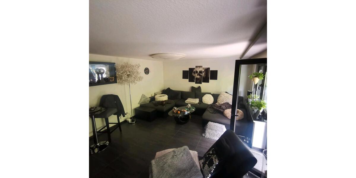 Schöne 2,5 Raum Wohnung mit Terrasse 2 zimmer