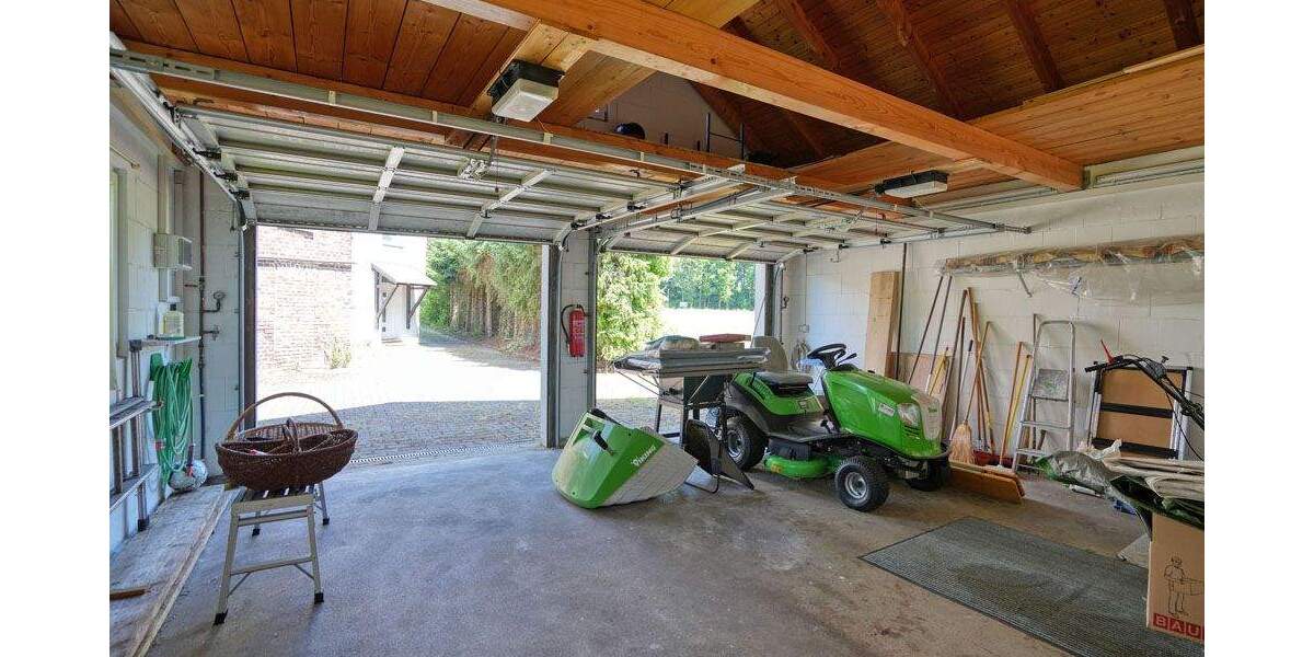 Einfamilienhaus Witten / Stockum Stockum - 7 Zimmer, 154 m&sup2;, 475.000&euro; | Angebot:24042001