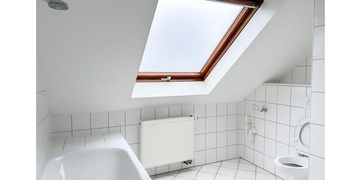 Dachgeschoßwohnung Hattingen Niederbonsfeld - 2 Zimmer, 47 m&sup2;, 376&euro; | Angebot:25648645