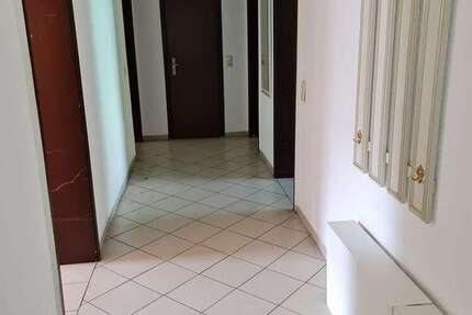 Wohnung zum Mieten in Wuppertal 750 € 77 m²