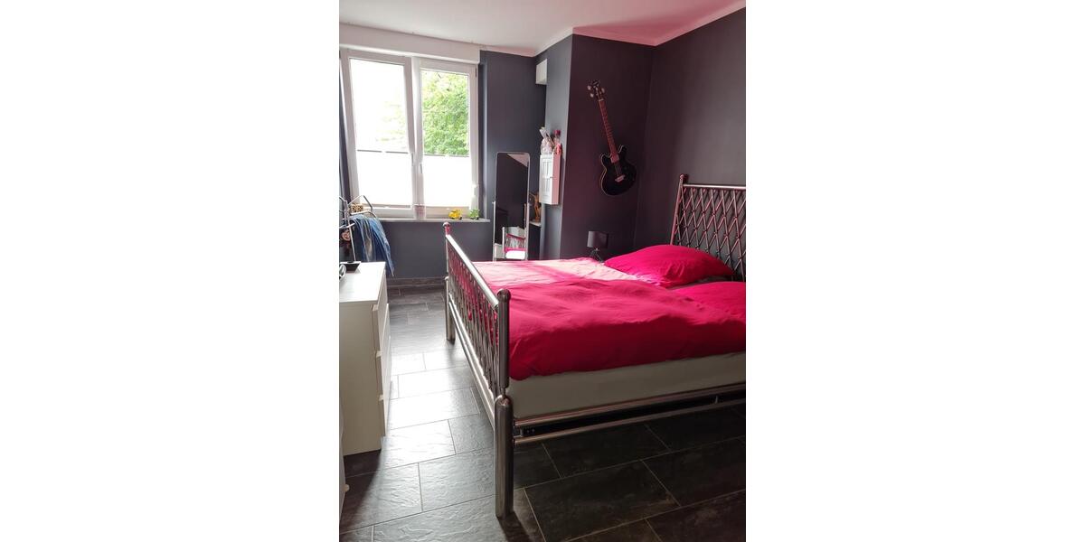 Hochparterre Hagen Hagen-Mitte - 3 Zimmer, 81 m&sup2;, 165.000&euro; | Angebot:27191527