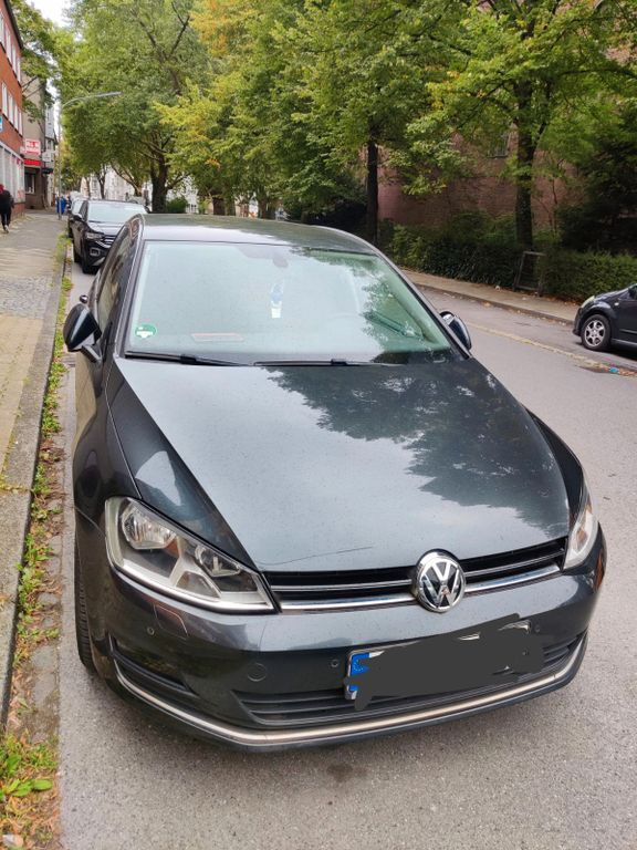 VW Golf 63.000 km 12.500 € Gelsenkirchen 45883
