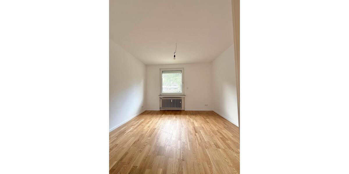 Etagenwohnung Wuppertal Lichtenplatz - 3 Zimmer, 100 m&sup2;, 1.390&euro; | Angebot:26578558