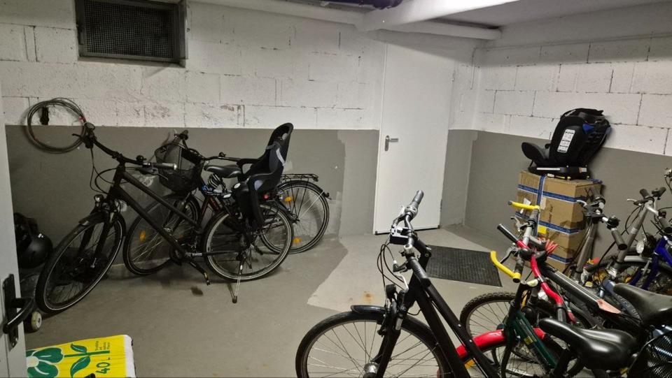 Dachgeschoßwohnung Essen Stadtbezirk IV - 2 Zimmer, 62 m&sup2;, 418&euro; | Angebot:24628444