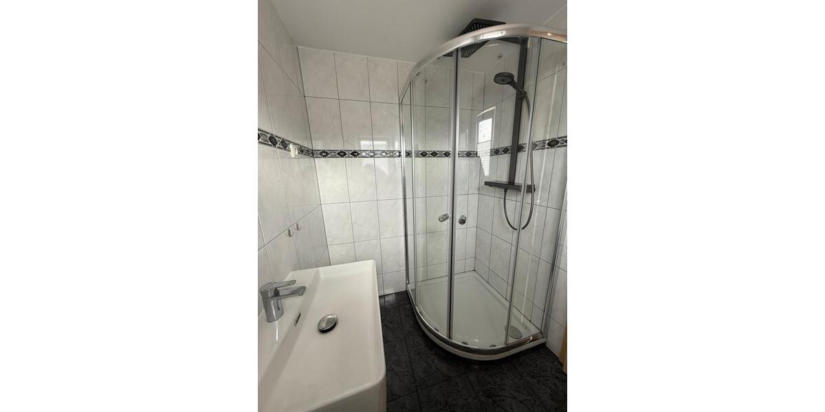Einfamilienhaus Essen Stadtbezirk VI - 3 Zimmer, 84 m&sup2;, 1.280&euro; | Angebot:26568104
