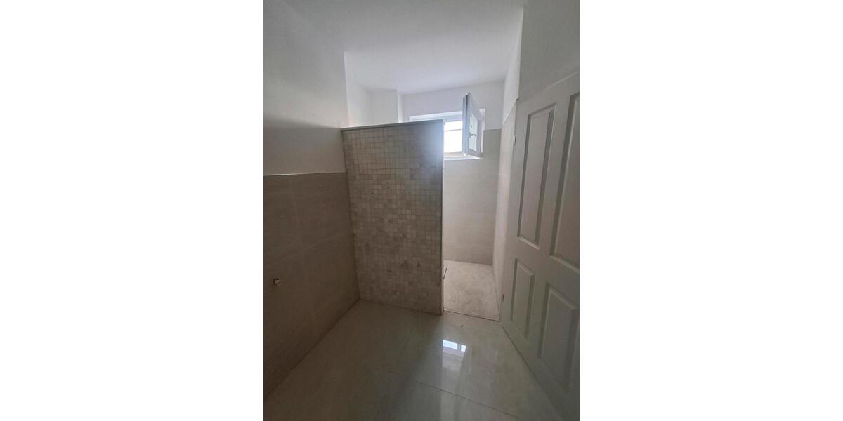 Doppelhaushälfte Ennepetal - 4 Zimmer, 140 m&sup2;, 1.550&euro; | Angebot:25405559