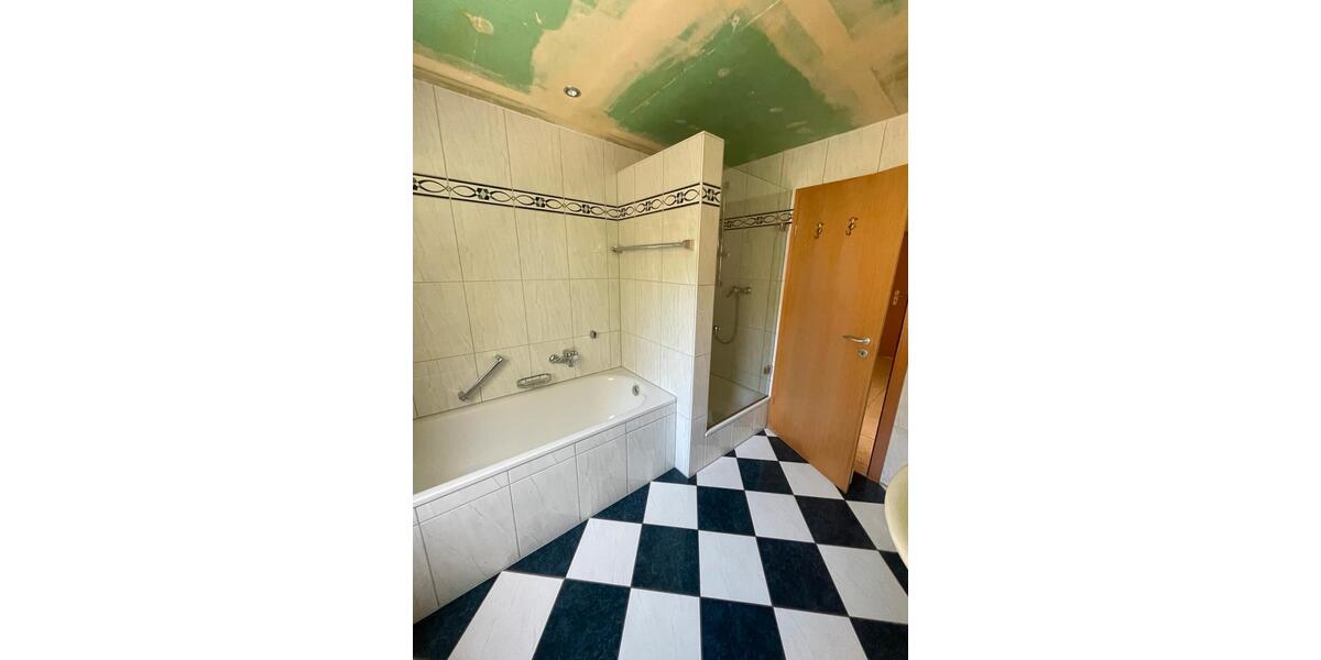 Etagenwohnung Essen Stadtbezirk VIII - 3 Zimmer, 86 m&sup2;, 280.000&euro; | Angebot:26945385