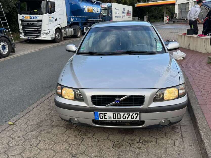Volvo S60 130.427 km 5.250 € Gelsenkirchen 45896