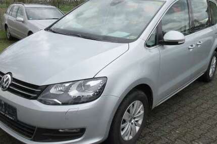 VW Sharan Comfortline 2.0 TDI DSG 4MOTION NAVI XENON