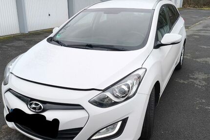 Hyundai i30 164.000 km 5.400 &euro; Castrop-Rauxel 44577