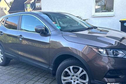 Nissan Qashqai 73.970 km 9.600 &euro; Herne 44649