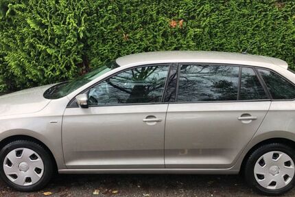 Skoda Rapid 89.870 km 9.600 &euro; Bochum 44795