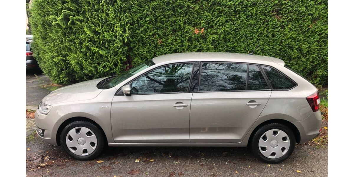 Skoda Rapid 89.870 km 9.600 &euro; Bochum 44795